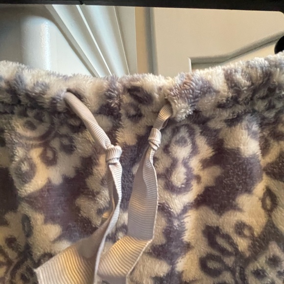 3 pair of ladies fleece lounge pants with elastic waist and drawstring size L - Picture 7 of 9